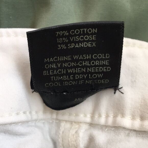 Ann Taylor Factory White Curvy Soft Brushed Pants | Size 4 - Picture 4 of 6